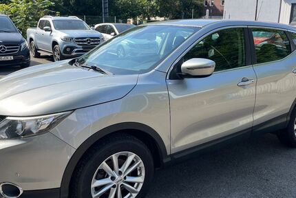 Nissan Qashqai 159.343 km 6.900 &euro; Oberhausen 46045