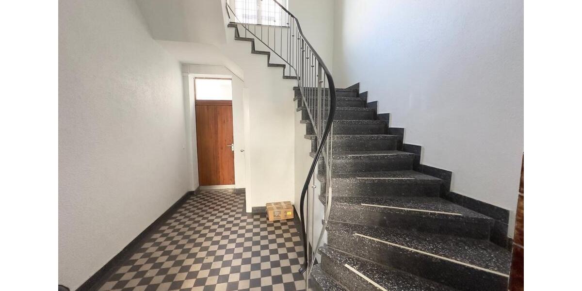 Helle 3.5-Zimmer Wohnung mitten in Essen-Frohnhausen 3.5 zimmer