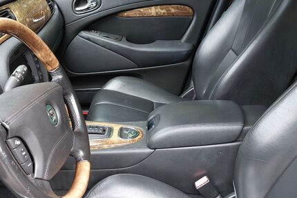 Jaguar S-Type 202.670 km 3.499 &euro; Essen 45141