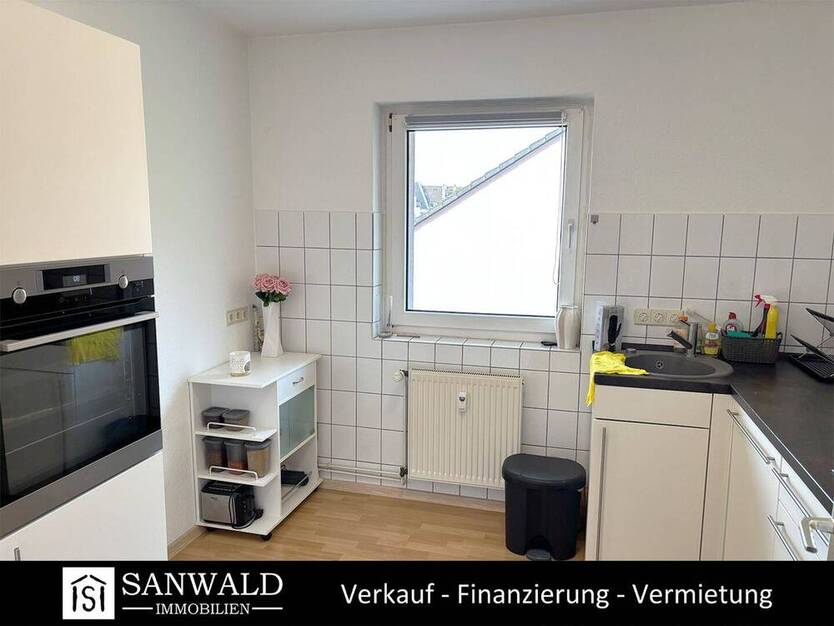 3,5-Zimmer Wohnung mit Balkon in Oberkassel