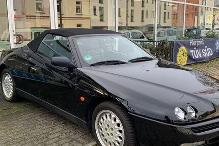 Alfa Romeo Spider 51.520 km 12.690 &euro; Düsseldorf 40591