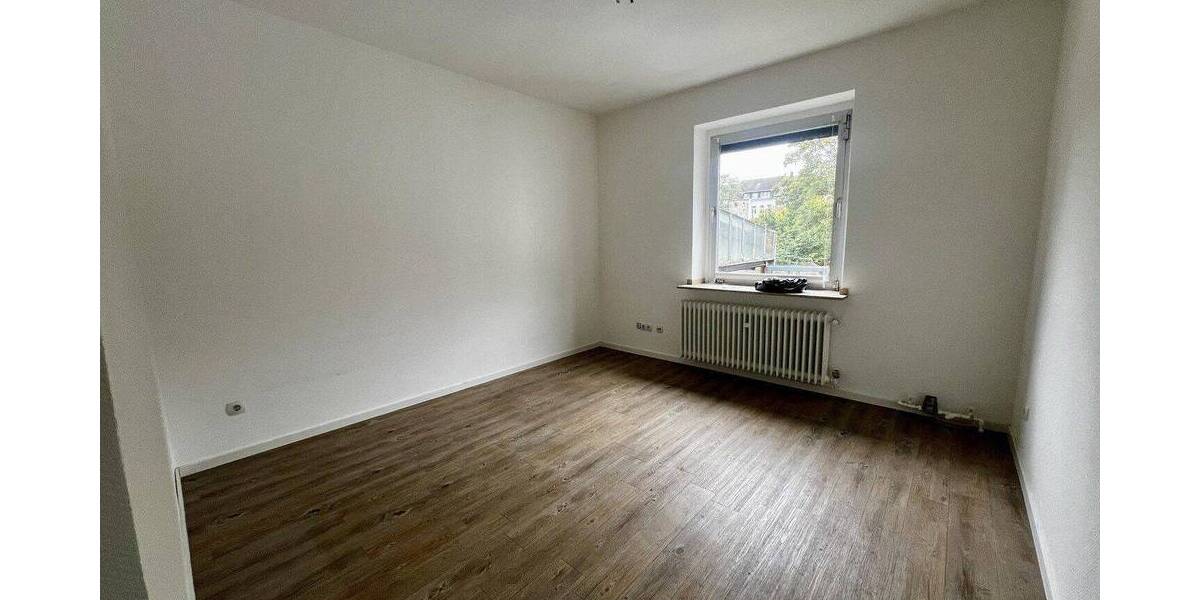 Etagenwohnung Oberhausen Altstadt-Süd - 2 Zimmer, 88 m&sup2;, 500&euro; | Angebot:26902806