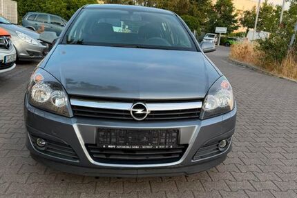 Opel Astra 222.000 km 890 &euro; Dusseldorf 40625