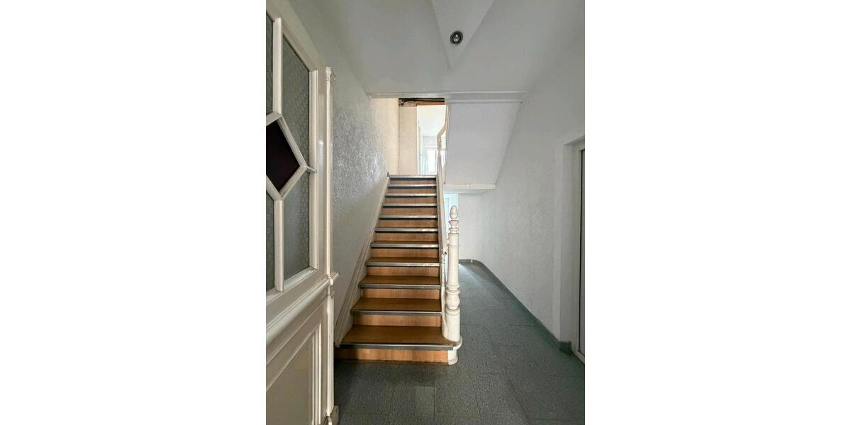 2,5-Zimmer-Altbau-Maisonette in zentraler Lage von Wülfrath 2 zimmer