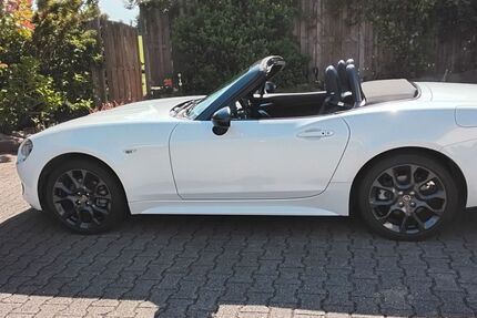 Fiat 124 Spider 25.500 km 19.500 &euro; Essen 45289