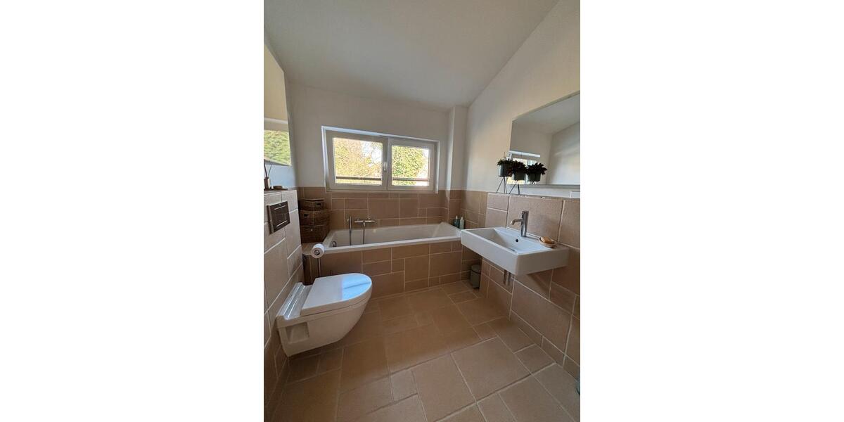 Terrassenwohnung Oberhausen - 3.5 Zimmer, 127 m&sup2;, 379.000&euro; | Angebot:25377952