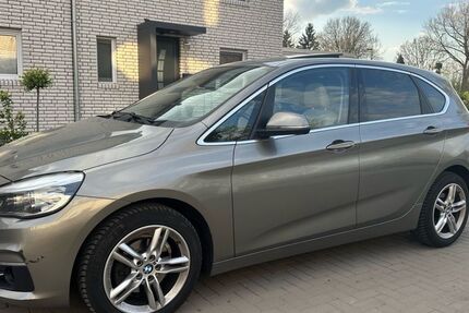BMW 218 Active Tourer 174.253 km 8.990 &euro; Oberhausen 46047