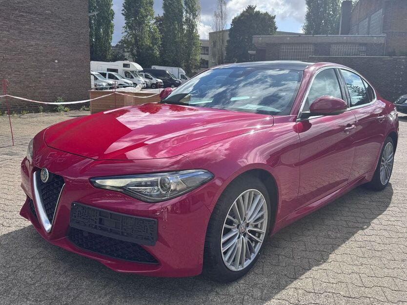 Alfa Romeo Giulia 96.711 km 21.800 € Düsseldorf 40597