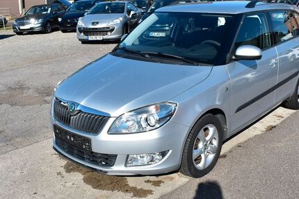 Skoda Fabia 71.800 km 6.780 &euro; Oberhausen 46145