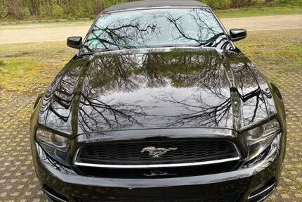 Ford Mustang 171.000 km 12.900 &euro; Bottrop 46238