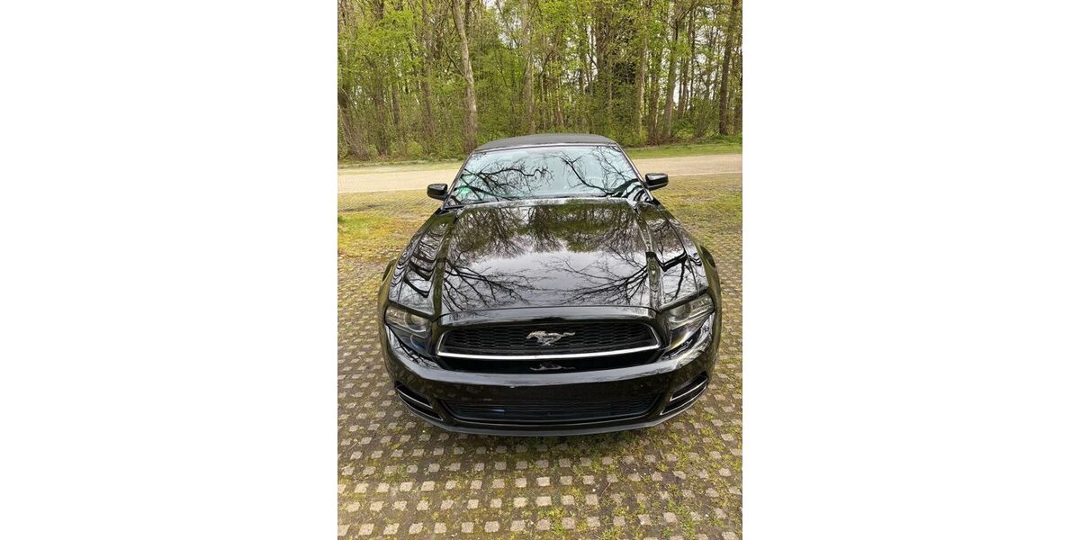 Ford Mustang 171.000 km 12.900 &euro; Bottrop 46238