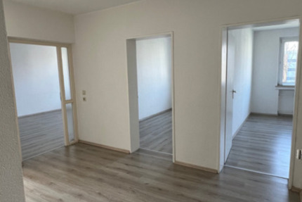 Wohnung Voerde (Niederrhein) - 3.5 Zimmer, 74 m&sup2;, 592&euro; | Angebot:25871606
