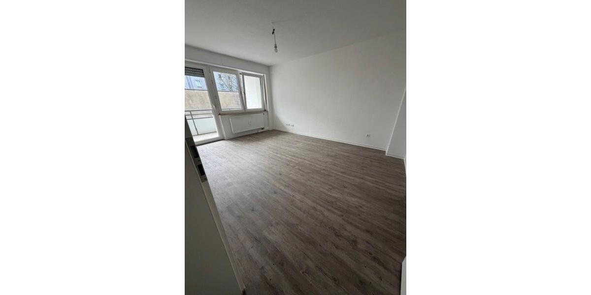 Erdgeschoßwohnung Essen Stadtbezirk VI - 2 Zimmer, 60 m&sup2;, 582&euro; | Angebot:25525705