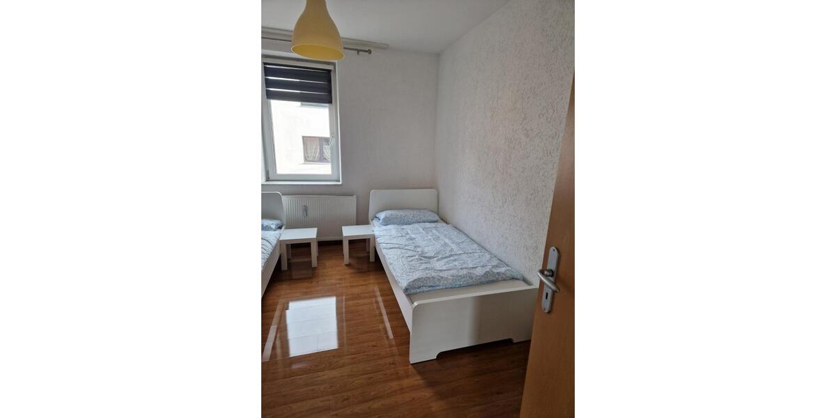 Etagenwohnung Duisburg Laar - 5 Zimmer, 110 m&sup2;, 1.300&euro; | Angebot:25408466