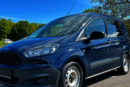 Ford Transit Courier 227.500 km 4.990 &euro; Neukirchen-Vluyn 47506