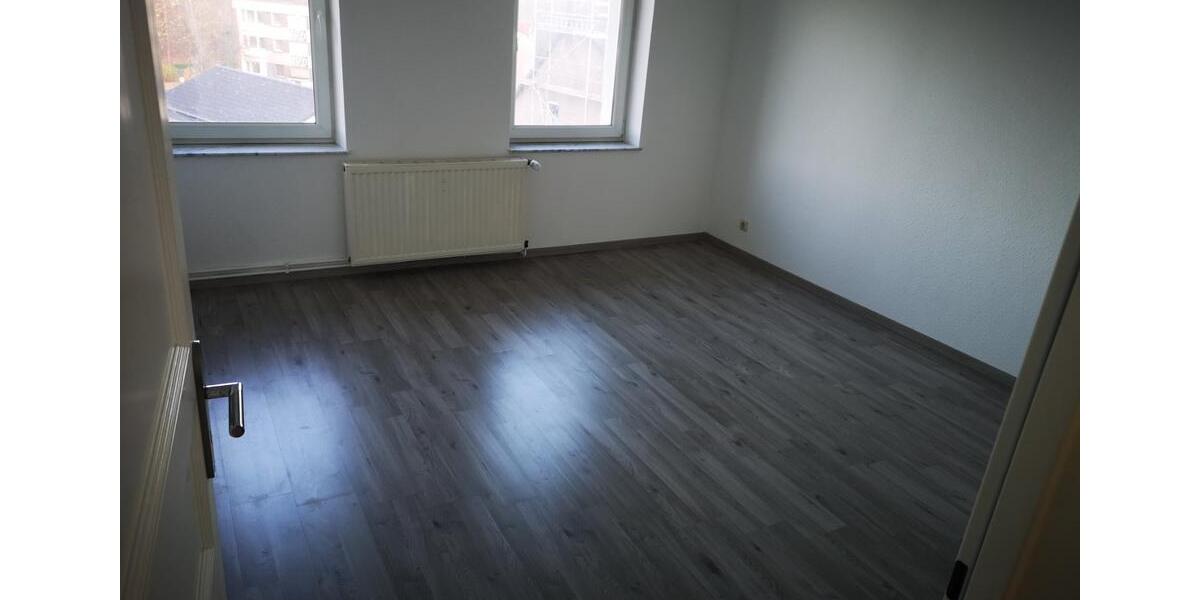 Maisonettenwohnung Duisburg Rheinhausen - 4 Zimmer, 124 m&sup2;, 1.300&euro; | Angebot:24652210