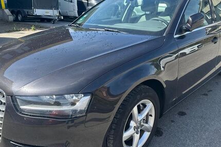 Audi A4 236.536 km 8.400 &euro; Krefeld 47809