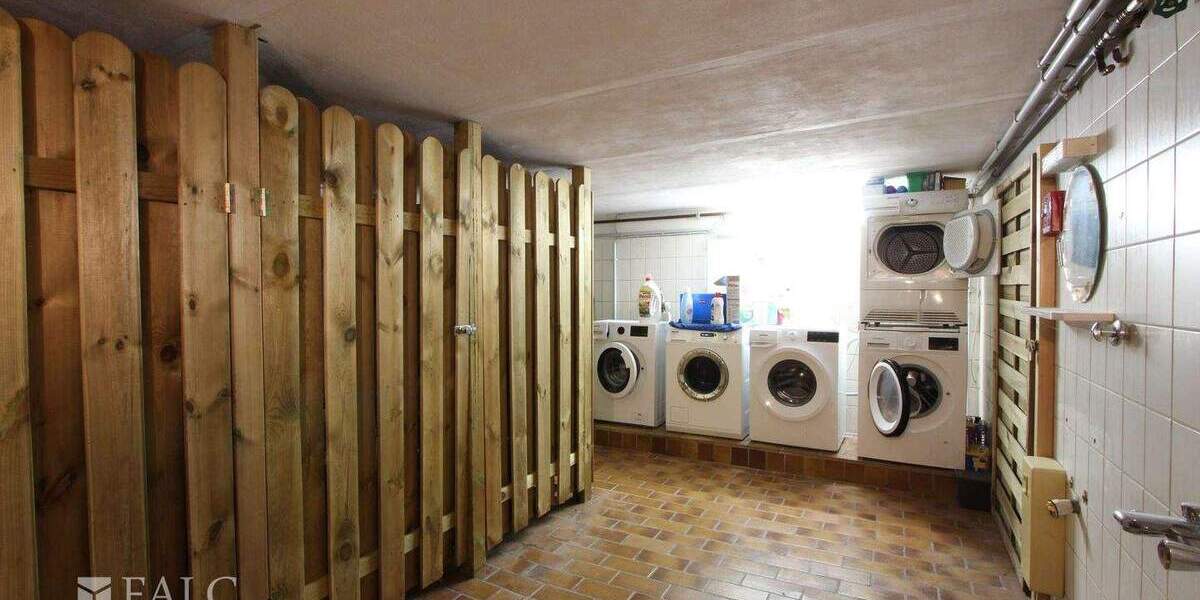 Charmantes Stadthaus | vier Wohneinheiten | mit viel Platz in Sterkrade 1 zimmer