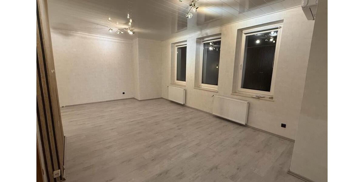 Etagenwohnung Essen Stadtbezirk IV - 2 Zimmer, 74 m&sup2;, 648&euro; | Angebot:26407267