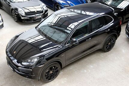 Porsche Cayenne 168.172 km 25.390 &euro; Düsseldorf 40237