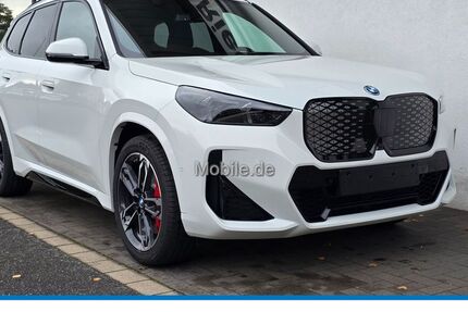 BMW iX1 2.999 km 60.990 &euro; Dinslaken 46535