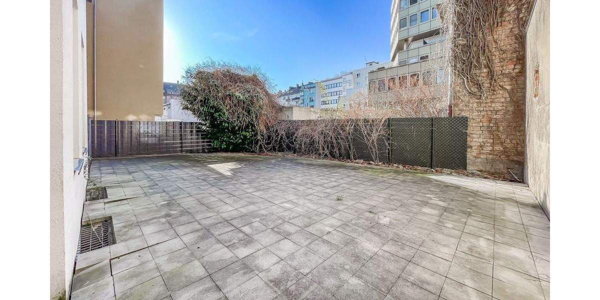 Terrassenwohnung Bochum Innenstadt - 4 Zimmer, 110 m&sup2;, 1.165&euro; | Angebot:25385552