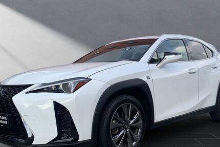Lexus UX 9.600 km 34.950 € Duisburg 47055