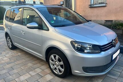 VW Touran 98.800 km 8.499 &euro; Herten 45701
