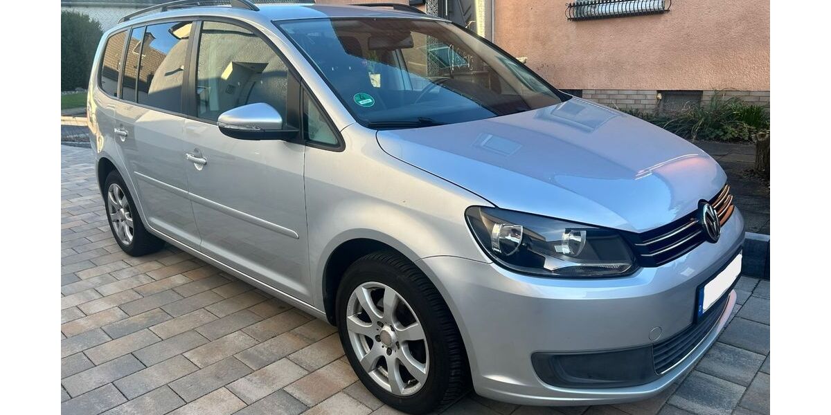 VW Touran 98.800 km 8.499 &euro; Herten 45701
