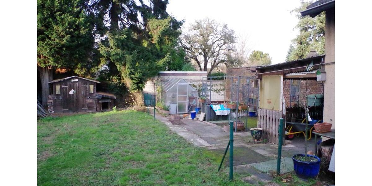 Freistehendes Doppelhaus 8 zimmer