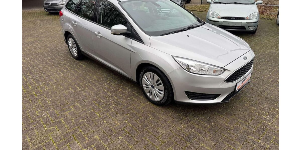 Ford Focus 143.000 km 6.490 &euro; Krefeld 47805
