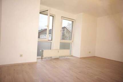 Wohnung Düsseldorf Stadtbezirk 9 - 1 Zimmer, 25 m&sup2;, 399&euro; | Angebot:27153120