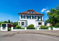 Haus zum Kaufen in Solingen Gräfrath 1.150.000 € 223.85 m²