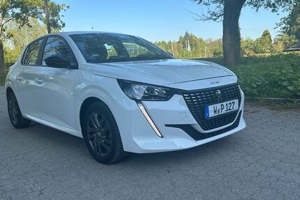 Peugeot 208 37.000 km 13.000 &euro; Duisburg 47279