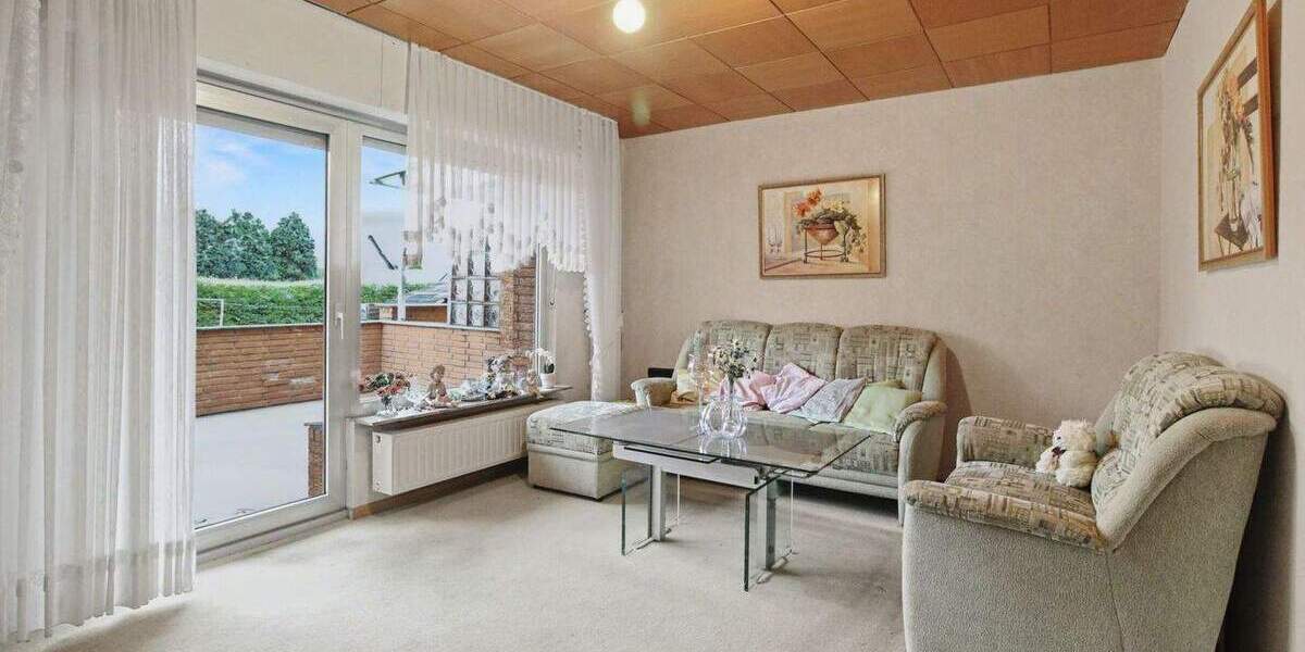 Reihenmittelhaus Moers Hochstraß - 3 Zimmer, 83 m&sup2;, 249.000&euro; | Angebot:25251388