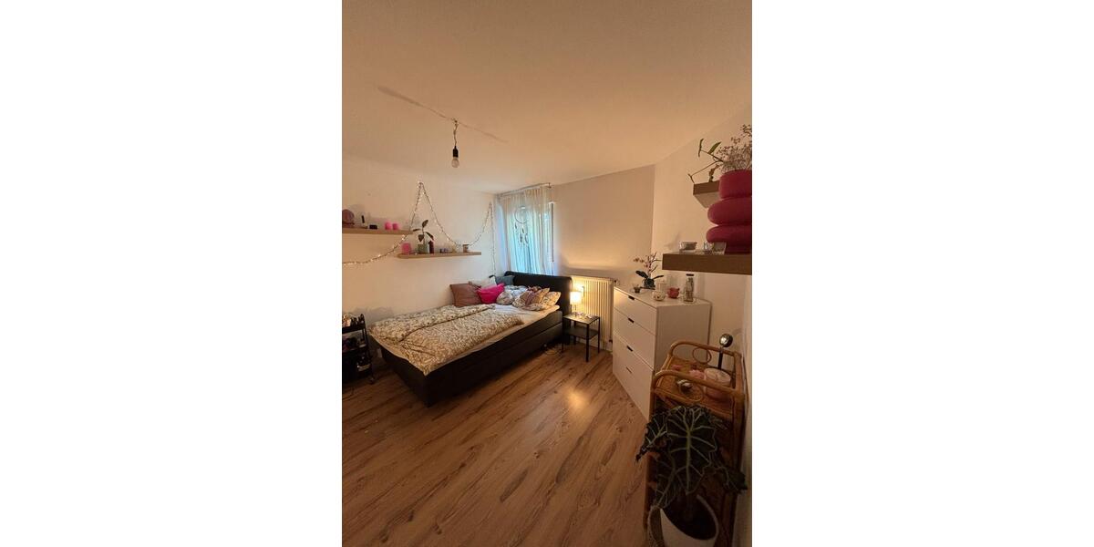 Wohnung zur Zwischenmiete: 01.01.26-31.03.26 in Bochum Höntrop zimmer