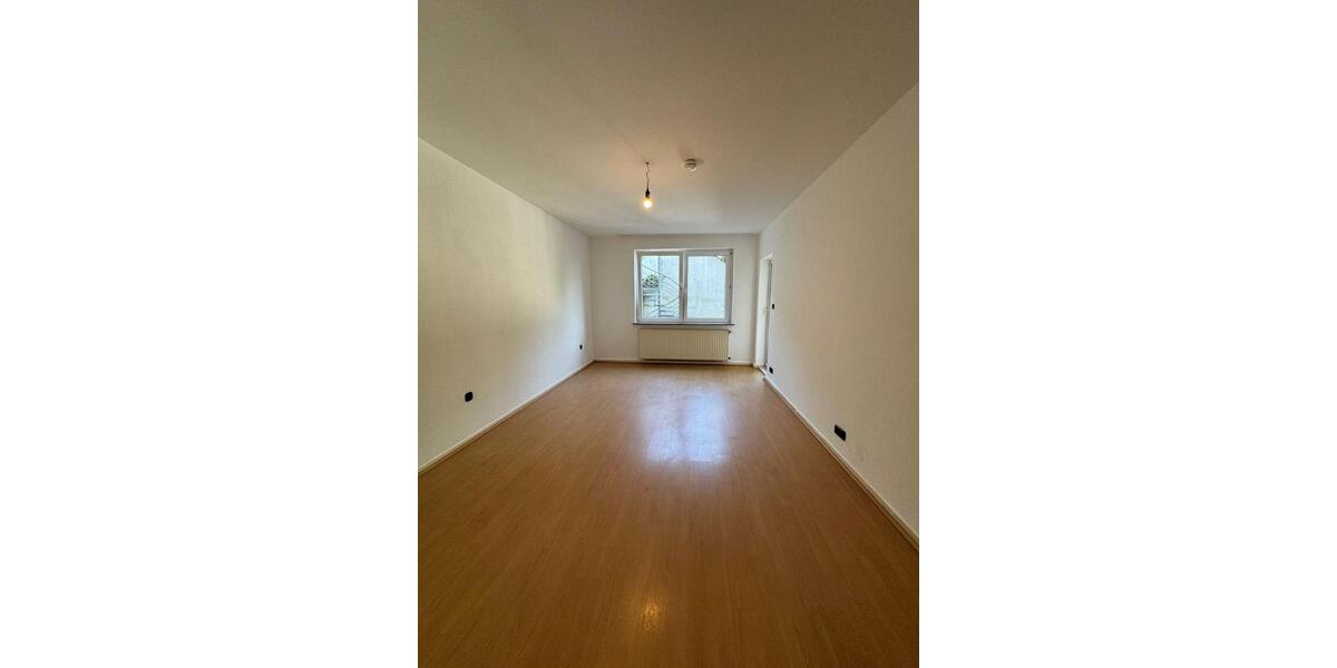 Erdgeschoßwohnung Essen Huttrop - 2 Zimmer, 55 m&sup2;, 468&euro; | Angebot:25589831