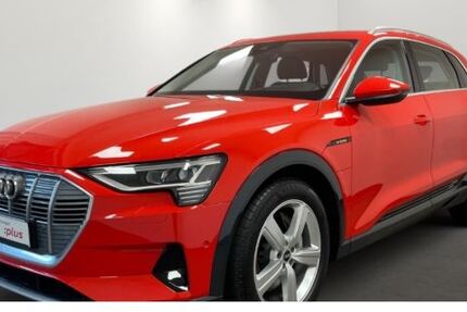 Audi e-tron 93.727 km 32.880 &euro; Düsseldorf 40233