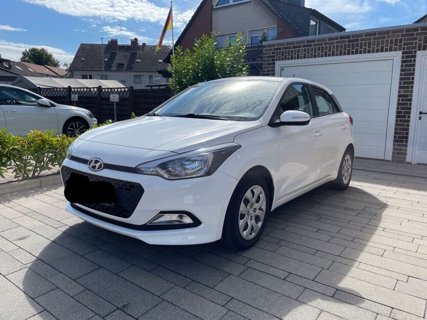 i20