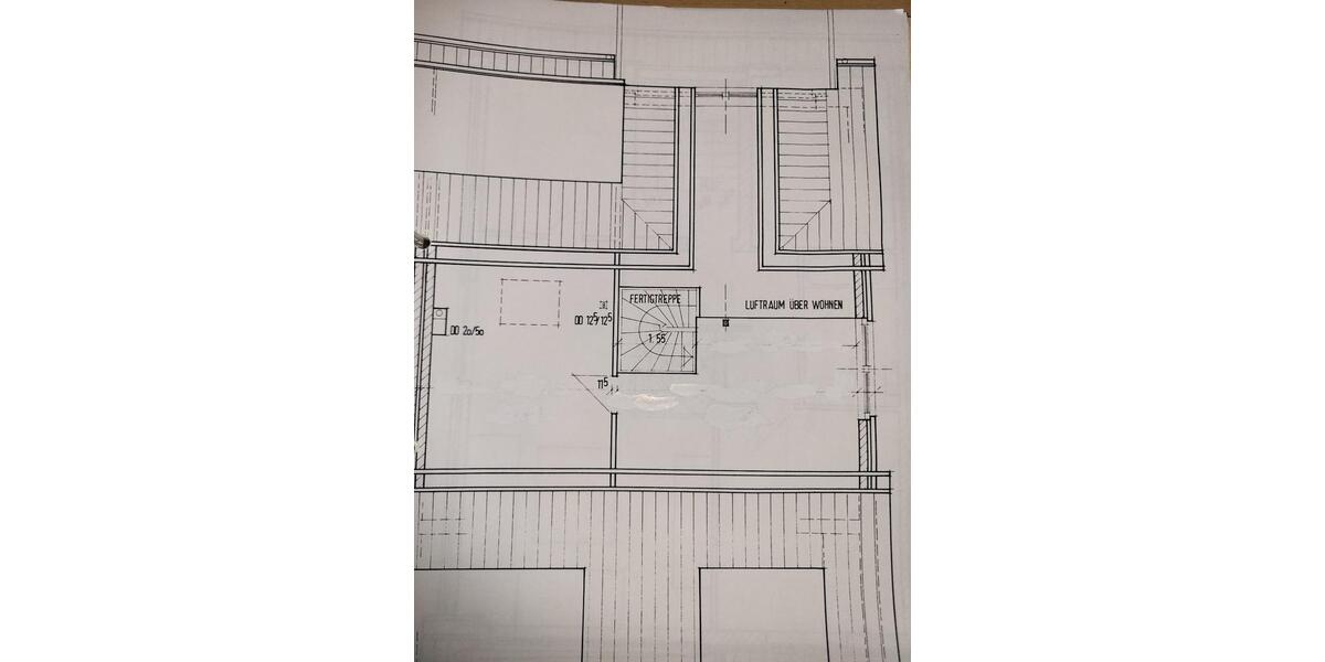 Großzügige DG-Wohnung in ruhiger Lage ohne Provision 4.5 zimmer