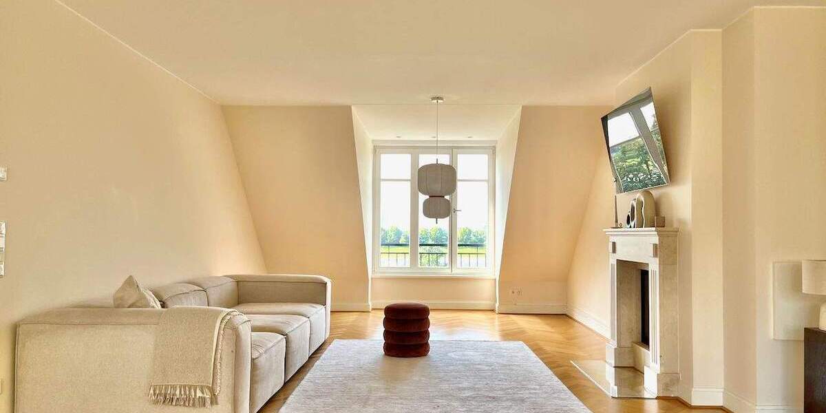 Cecilienallee: Premium-Maisonette mit Rheinblick, Klima, Einbauküche und Tiefgarage 3 zimmer