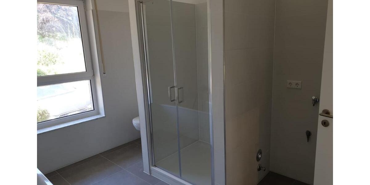 Etagenwohnung Heiligenhaus - 4 Zimmer, 128 m&sup2;, 1.150&euro; | Angebot:25542417