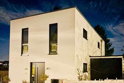 Haus zum Mieten in Wuppertal 2.700 € 150 m² 5 zimmer