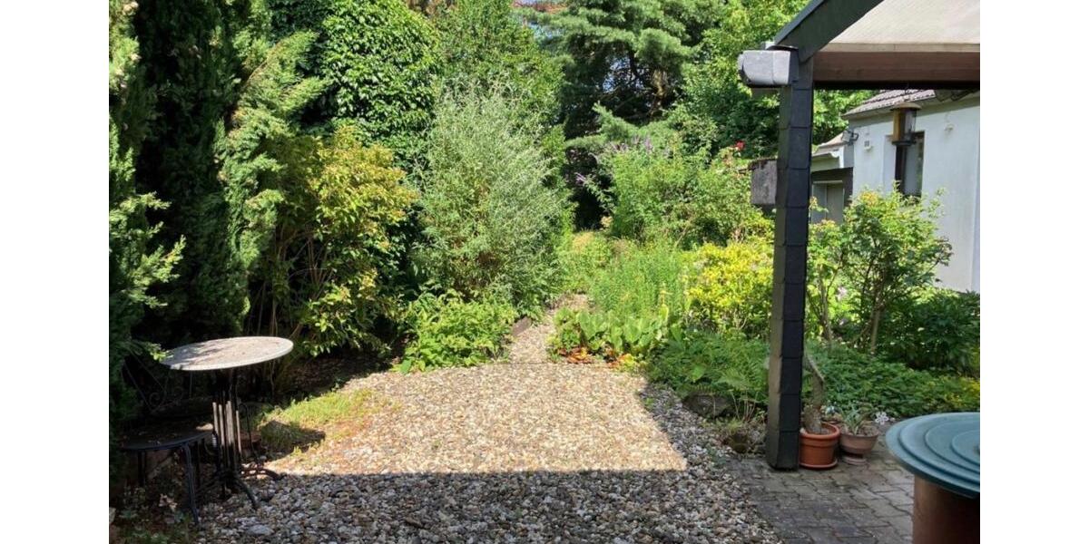 Praxis, Praxisraum (Psychotherapie, Psychiatrie, Beratung o.Ä.) zimmer